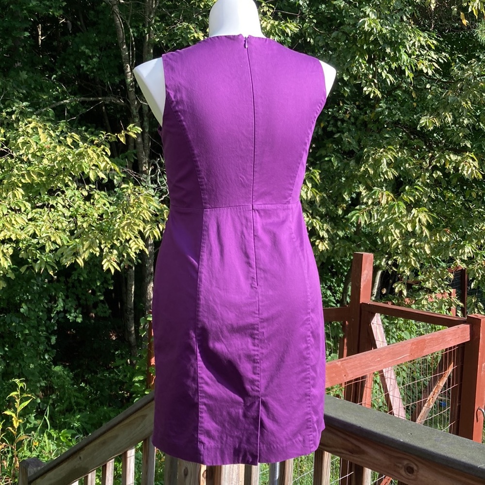 Purple pleated chevron front alternative to the LBD sleeveless sheath dress 14 - Picture 4 of 6